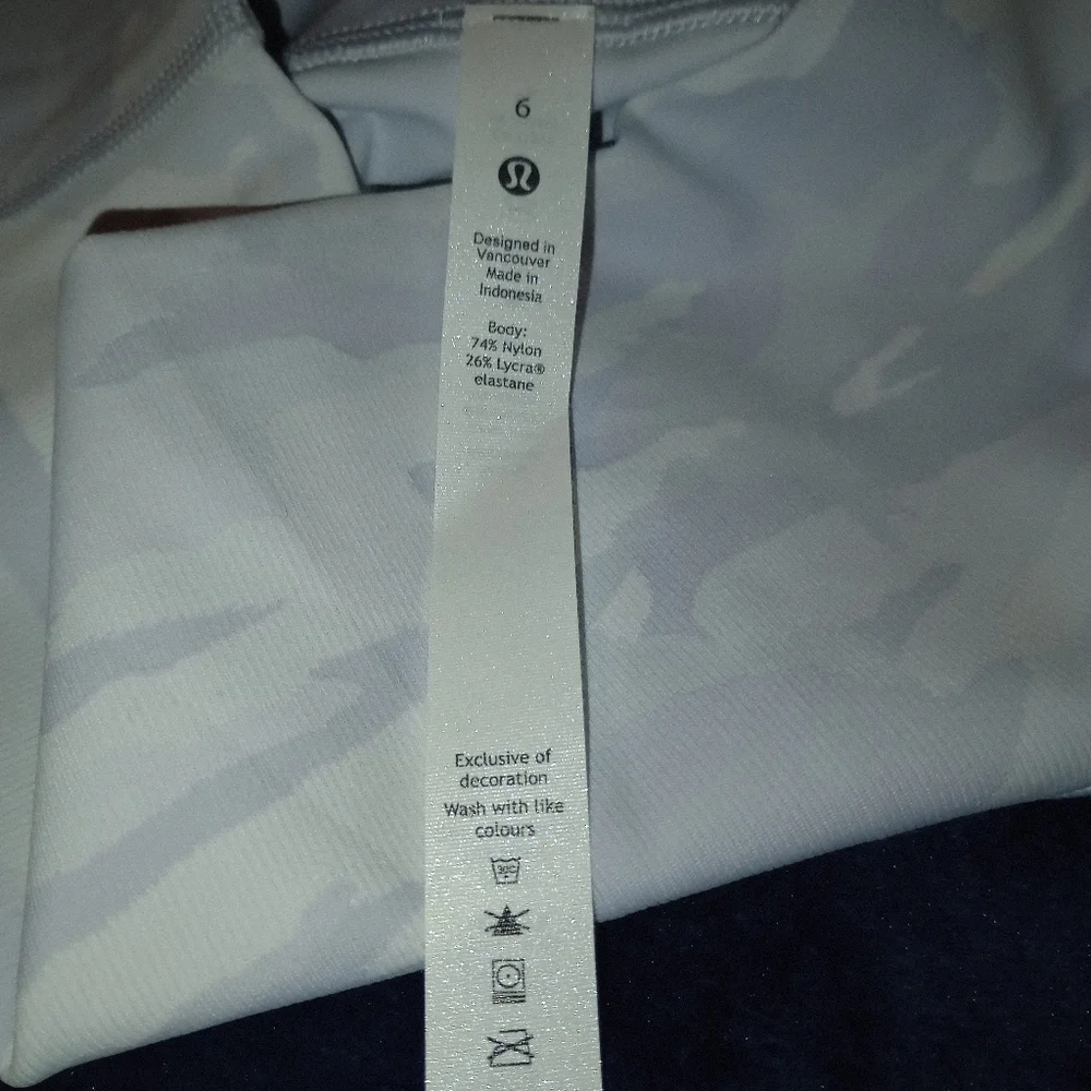 NWT Lululemon Wunder Under High Rise Shorts Womens Size 6 - Picture 7 of 7